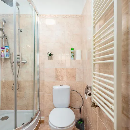 Guest house Private Retreat Close To Stations In 3 Prague